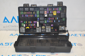 Fuse box underhood Jeep Grand Cherokee WK2 11-15
