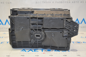 Chevrolet Volt 11-15 underhood fuse box assembly, chips