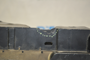 Chevrolet Volt 11-15 underhood fuse box assembly, chips