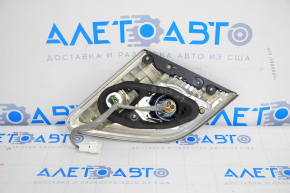 Inner light trunk lid right Lexus ES300 ES330 04-06 for polishing