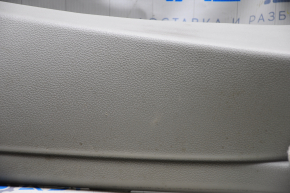 Rear pillar trim lower left VW Passat b7 12-15 USA gray, broken crepe, scratches, plastic turned white