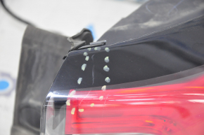 Light outer wing right Ford Escape MK4 20-22 scratch