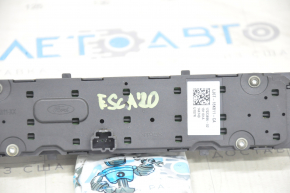 Ford Escape MK4 20-22 Radio Control Panel Button Pressed