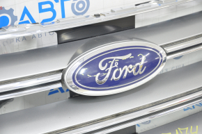 Radiator grill grill Ford Edge 15-18 complete with badge broken fasteners, worn emblem, sand