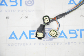 Wiring for the interior trunk lid light, central Ford Edge 15-18 pre-restored SE SEL for camera and license plate light