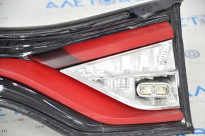 Inner lamp trunk lid central Ford Edge 15-18 prerest SE SEL no glass fragment, reflector is broken, seal mount is broken