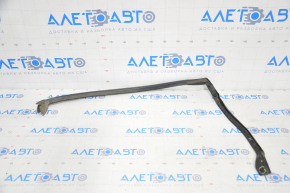 Rear left wing arch seal Ford Edge 15 - broken latch