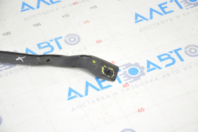 Rear left wing arch seal Ford Edge 15 - broken latch