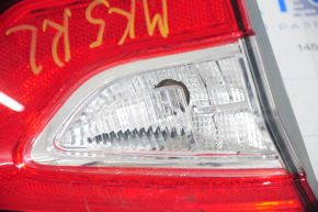 Inner taillight trunk lid left Ford Fusion mk5 13-16 cracks, needs polishing