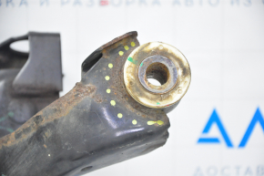 Front subframe Ford C-max MK2 13-18 is rusty, silents need to be replaced