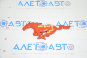 Ford Mustang mk6 15 trunk lid emblem - coupe red not