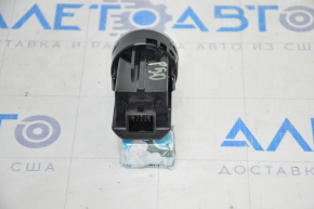 Ignition button Start-Stop Toyota Prius 50 16-22 worn out
