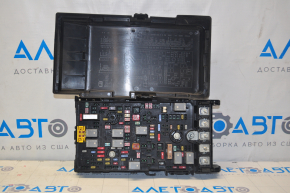 Fuse box underhood Jeep Cherokee KL 14-18 2.4 without bottom part, broken fasteners, cracks