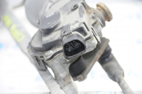 Windscreen wiper linkage with motor Chrysler 300 11-23