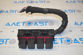Chrysler 200 11-14 Underhood Relay Block
