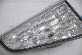 Right reverse light Nissan Murano 03-08 broken mount, needs polishing