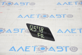 Front bumper headlight washer plug right Audi Q5 80A 18-20