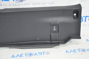 The trunk opening trim for Lexus ES300h ES350 13-18 is sawed off and worn
