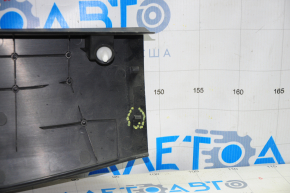 Upper central trunk door trim Ford Edge 15 - black, broken fastener, scratches