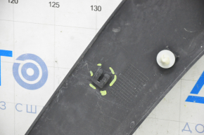 Front left wing arch trim Jeep Renegade 15 - structure, scratch, breakage of the fastener