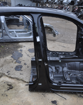 Body pillar central right Audi Q5 80A 18-24 on the body