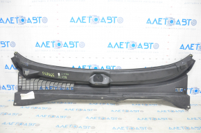 Wiper grille plastic Jeep Renegade 15 - broken fastener