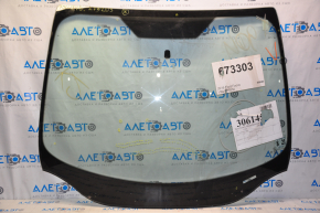 Ford Focus mk3 windshield 11-18 usa scratches, sand
