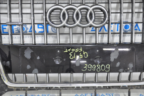 Radiator grill Audi Q5 8R 13-17 rest without parking sensors, gloss, chrome, sand, scratches, chrome swelled, paint peeled off the lining