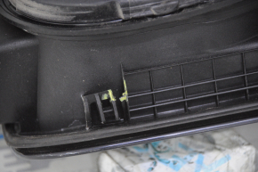 Fuel filler flap with housing Audi Q5 8R 09-17 broken fastening