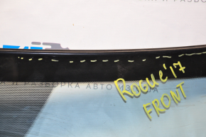 Windshield Nissan Rogue 14-18 sand, chip, air on edge
