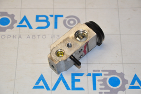 Kia Sorento 16-18 Air Conditioner Heater Valve