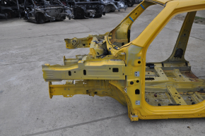 Quarter front left Jeep Renegade 15 - on the body, yellow