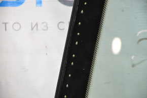 Windshield Toyota Camry v50 12-14 usa sand, scratches, air on the edge