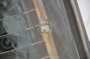 Rear window of the trunk door of Dodge Journey 11-17 tinted, scratches from the wiper, the contact is unsoldered