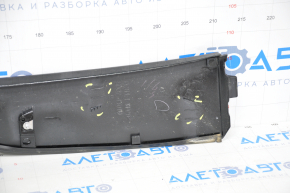 Roof trim rear center Toyota Prius 50 16 - broken fasteners