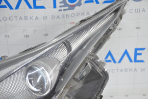 Headlight front right Toyota Prius 50 16-18 bare, sand, varnish peeled off