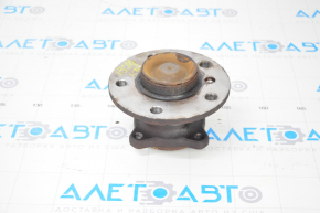 Front right hub BMW i3 14-20