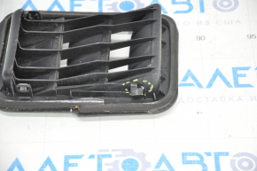 Left ventilation shield Toyota Prius V 12-17 broken fastening