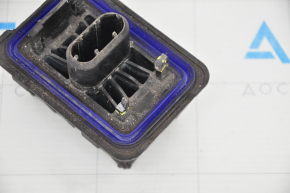 Front right jack BMW i3 14-20 broken mount