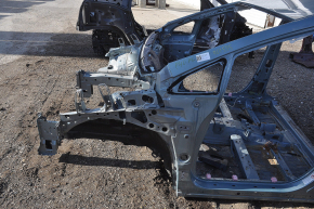 Front left quarter Toyota Prius V 12-17 green on the body