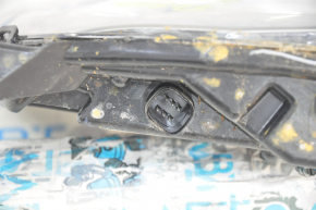 Right turn signal Tesla Model S 12-20 with DRL type 1, scratches