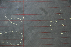 Rear glass Chrysler 300 11 - minor scratches