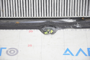 Tesla Model S cabin filter housing 16-20 rest, breakage of the fastener