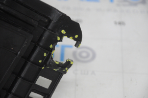 Rear pillar trim lower right Tesla Model X 16-21 type 1, black, broken fastener, scratches, tears