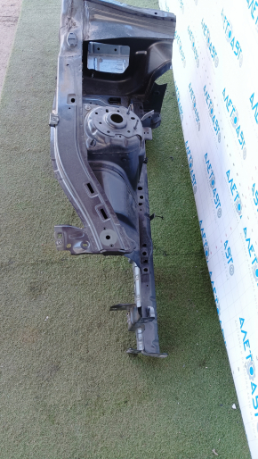 Front right quarter Ford Mustang mk6 18- graphite