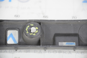 Left threshold mount Tesla Model X 16-21 fastening defect