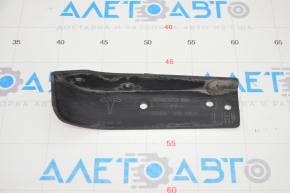 Rear left fender liner bracket Tesla Model S 16-20 rest