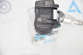 Tesla Model S 12-20 Wheel Pressure Sensor