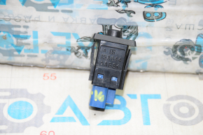 Toyota Highlander 14-16 Trunk Lock Button
