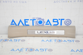 Door sill trim with backlight rear right Lexus RX300 RX330 RX350 RX400h 04-09 beige, scratches on chrome